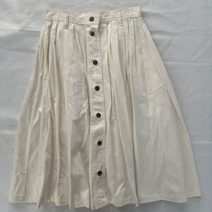 Vintage off white Button-Front Pleated Skirt